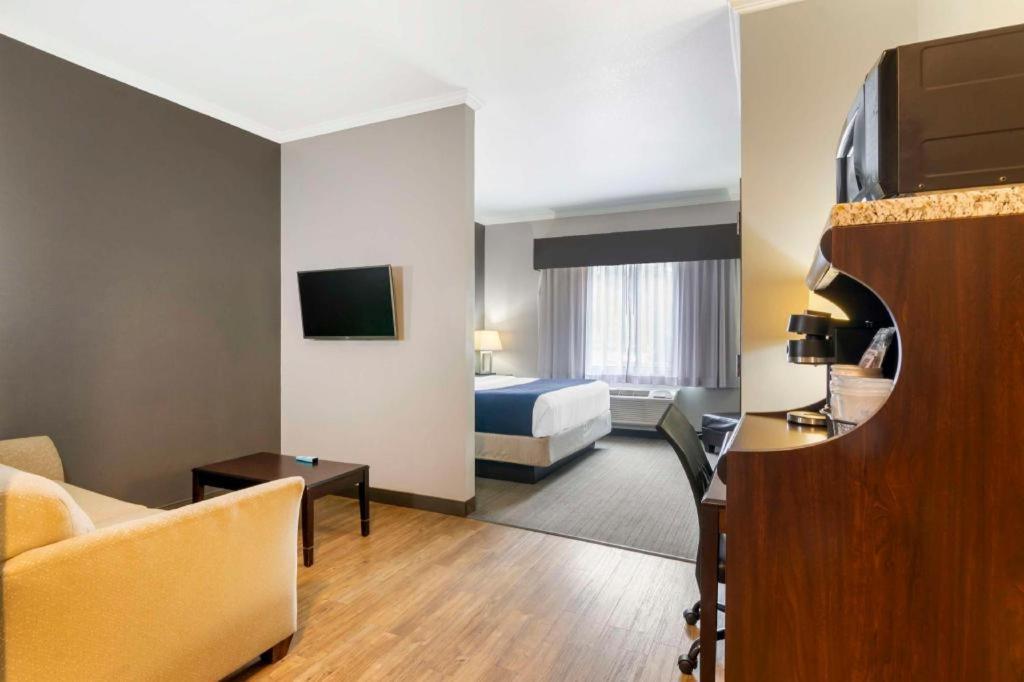 Best Western Plus Olathe Hotel Dış mekan fotoğraf