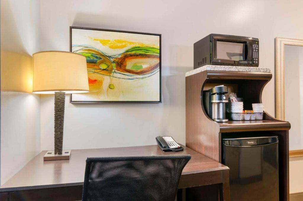 Best Western Plus Olathe Hotel Dış mekan fotoğraf