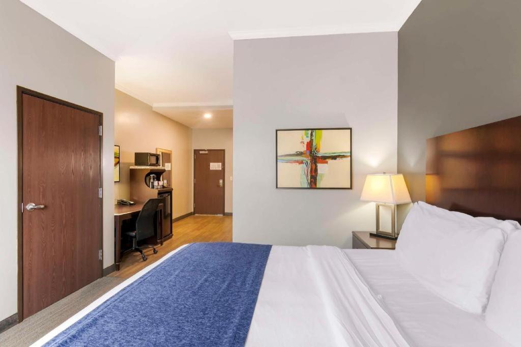 Best Western Plus Olathe Hotel Dış mekan fotoğraf